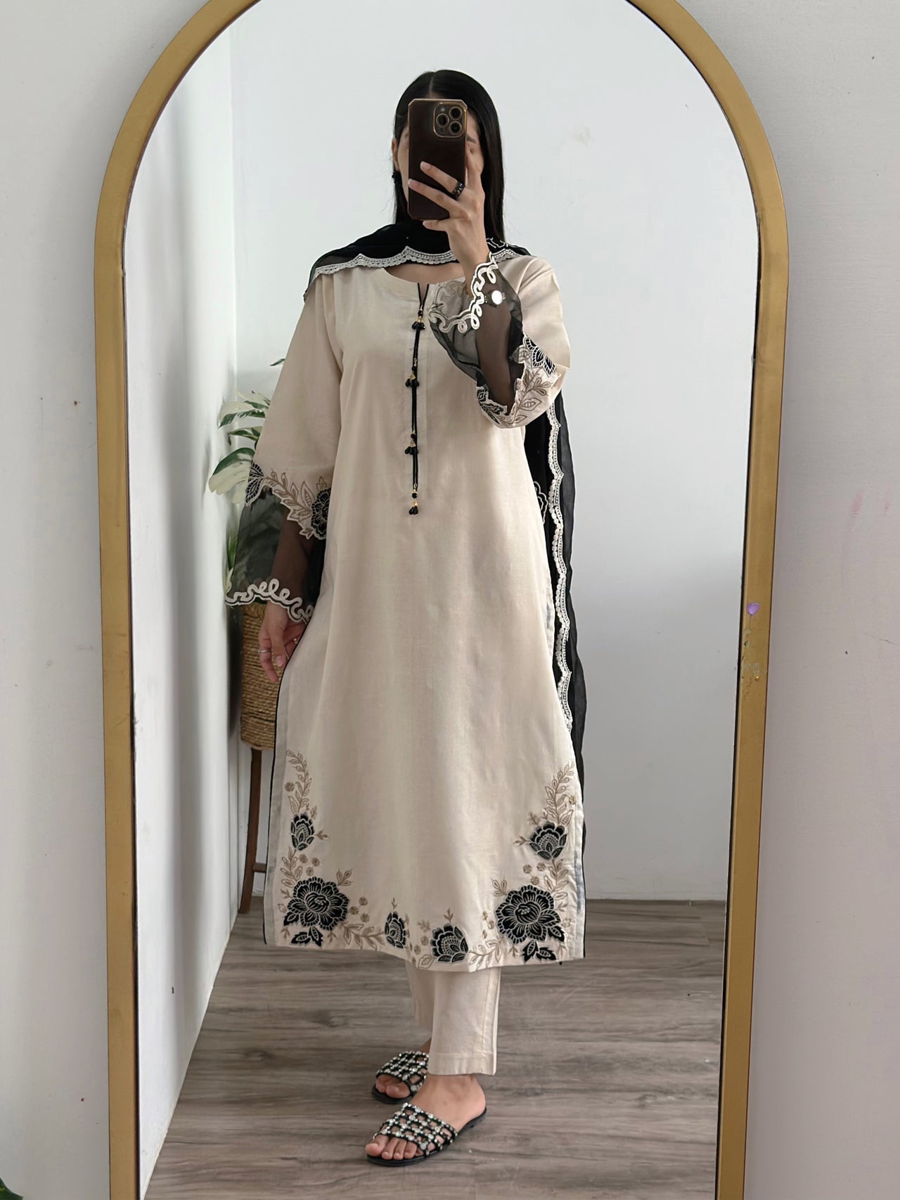 3 pcs (Black Whisper)