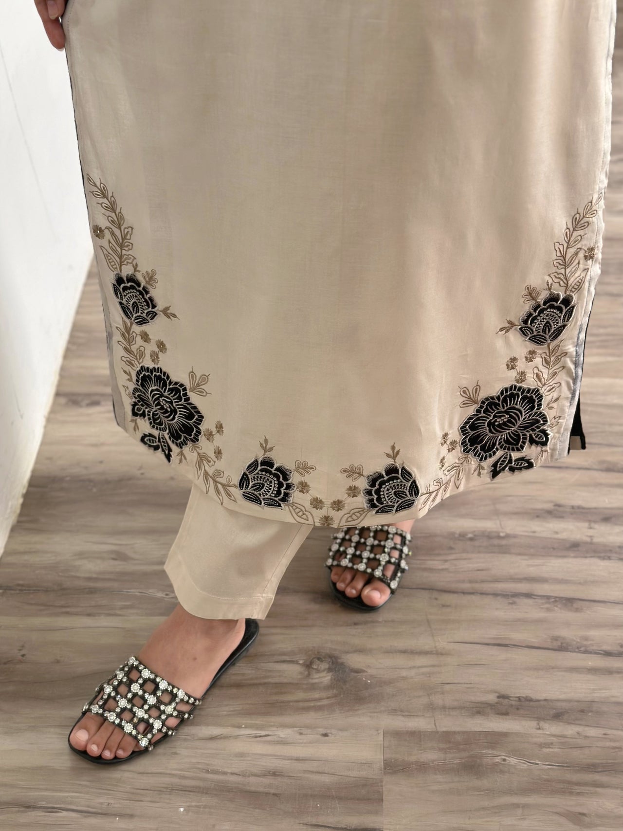 3 pcs (Black Whisper)