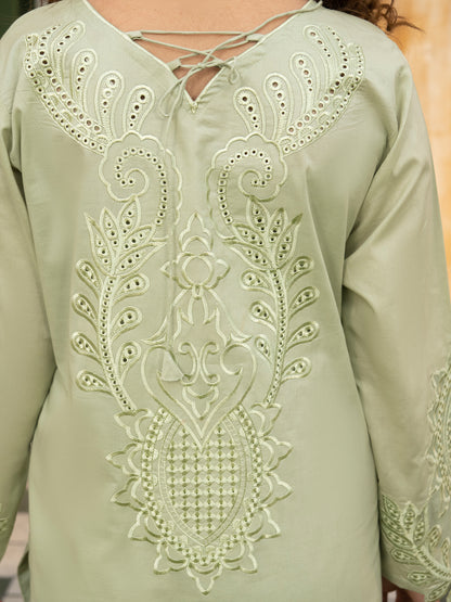 Close-up of embroidered neckline on pista suit